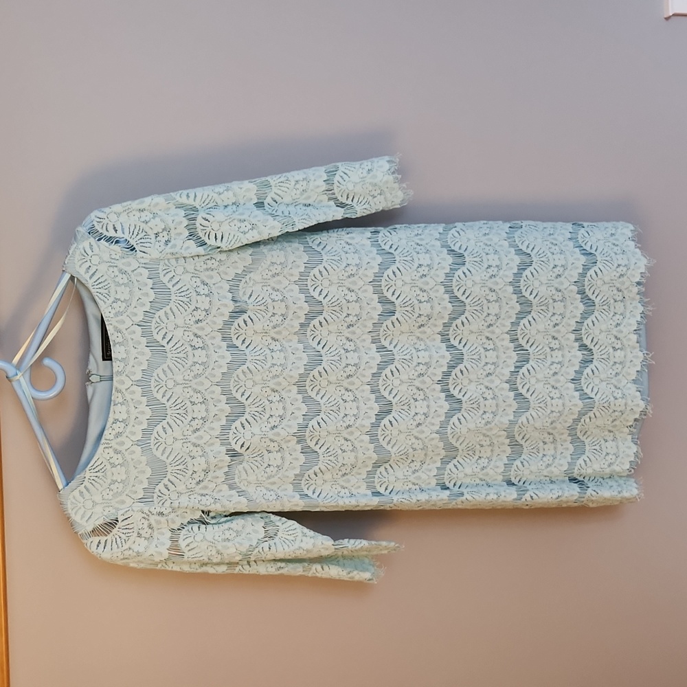 Quarter sleeve Jessica Howard lace dress